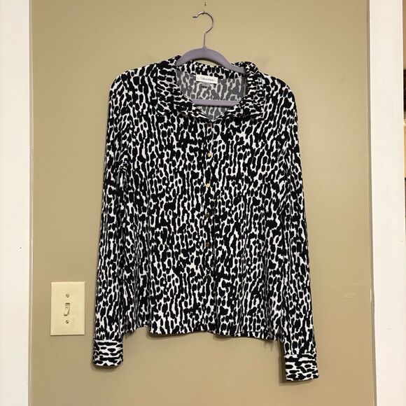 Calvin Klein Black White Animal Print Gold Button Down Blouse Petite Large - Picture 1 of 10